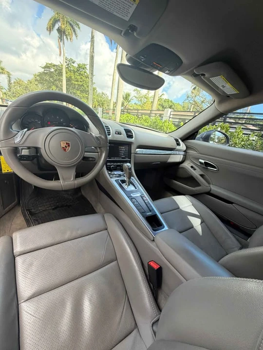 2014 Porsche 981 Cayman - Image 6 of 10