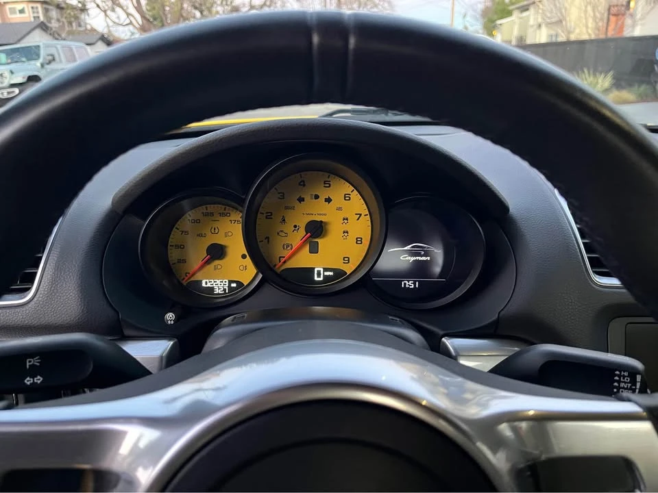 2014 Porsche 981 Cayman - Image 5 of 8