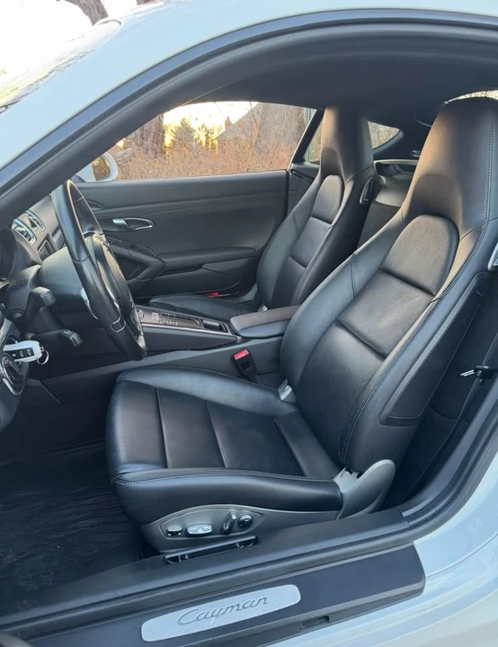 2014 Porsche 981 Cayman - Image 8 of 12