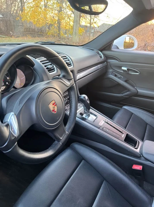 2014 Porsche 981 Cayman - Image 7 of 12