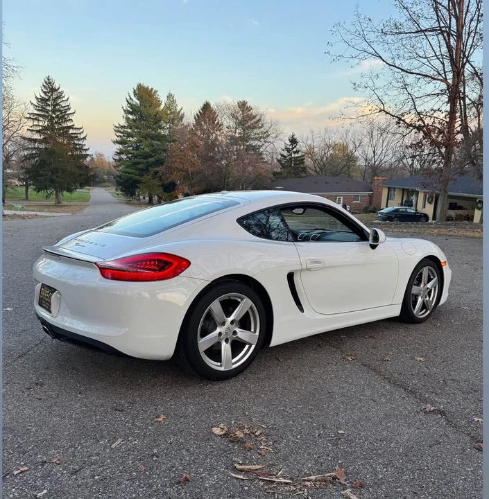 2014 Porsche 981 Cayman - Image 5 of 12