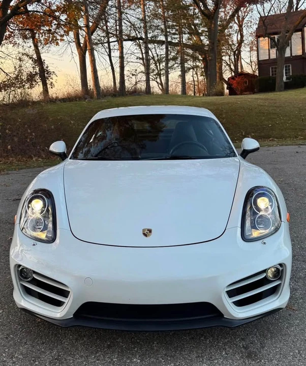 2014 Porsche 981 Cayman - Image 2 of 11