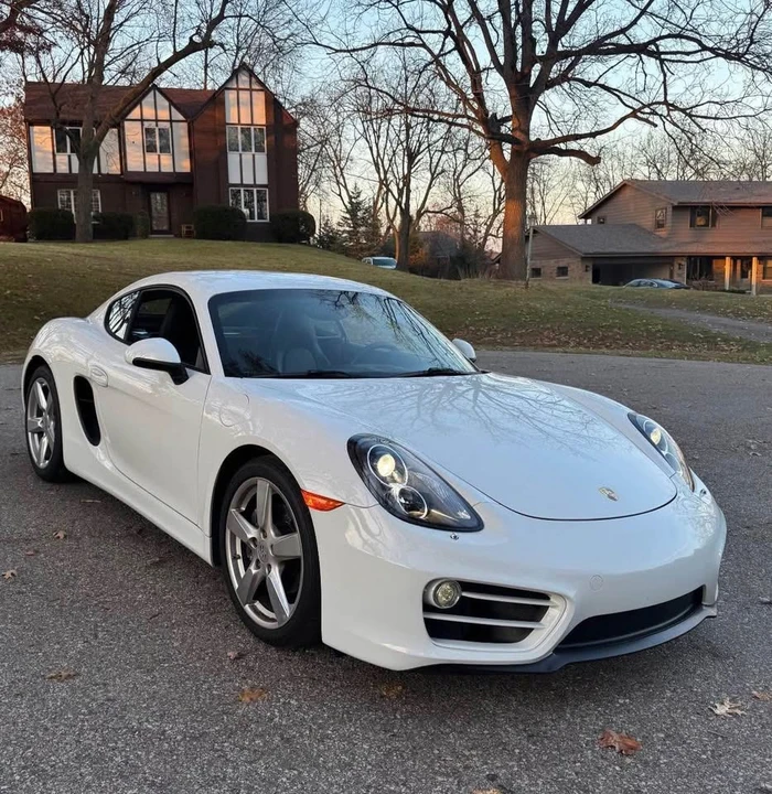 2014 Porsche 981 Cayman - Image 3 of 11