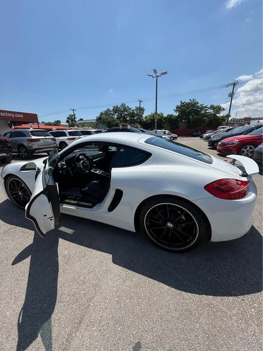 2014 Porsche 981 Cayman S - Image 4 of 10