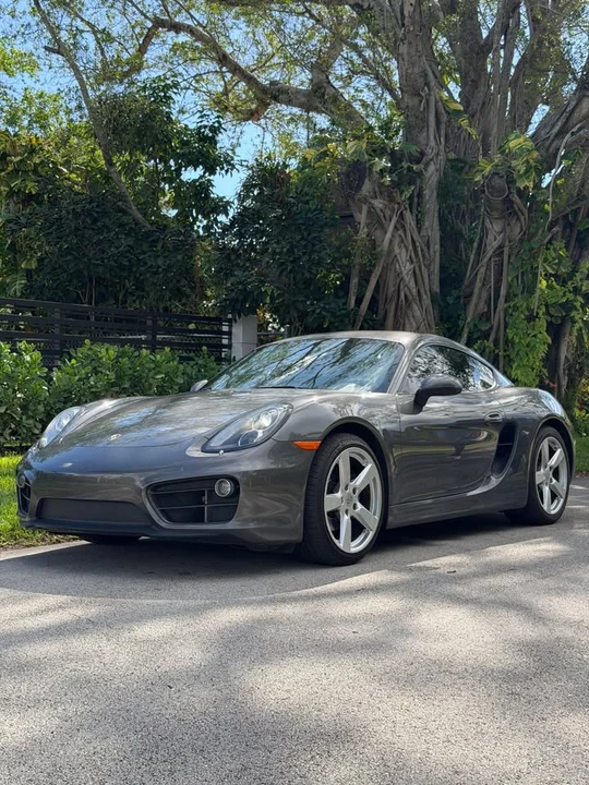 2014 Porsche 981 Cayman - Image 2 of 11