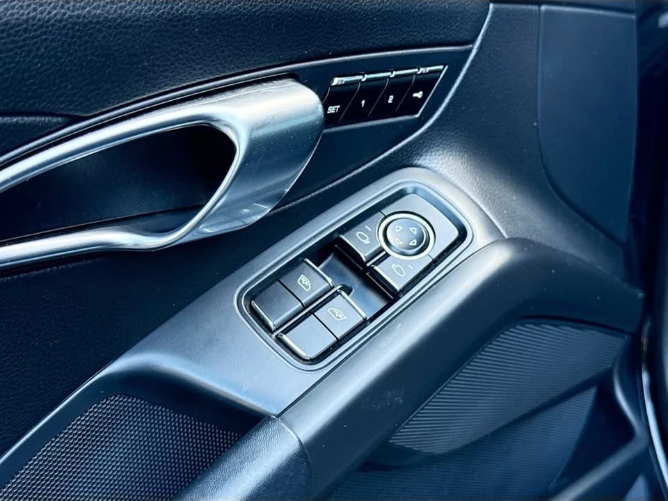 2014 Porsche 981 Cayman S - Image 18 of 20
