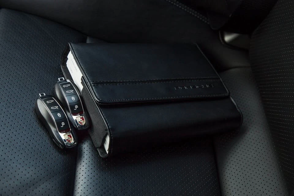 2014 Porsche 981 Cayman S - Image 17 of 20
