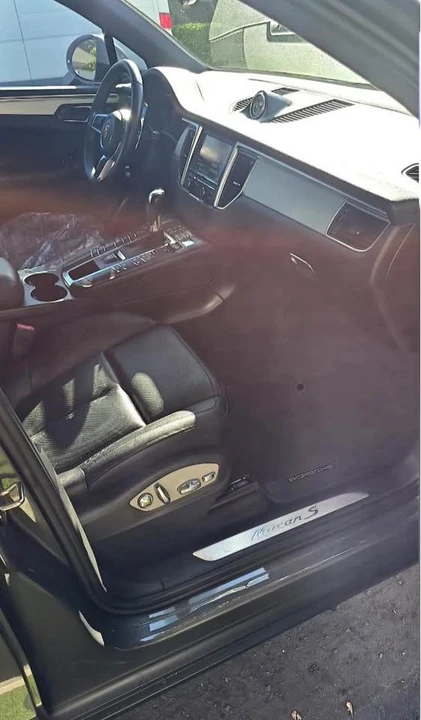 2014 Porsche Macan S - Image 13 of 17