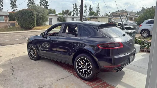 2014 Porsche Macan Turbo