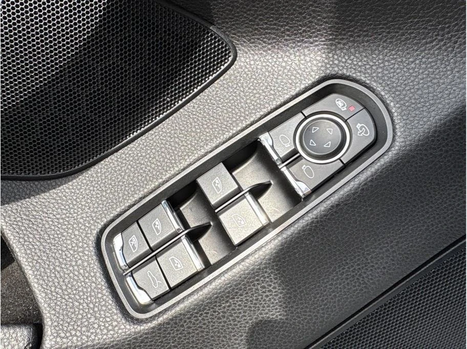 2014 Porsche 970 Panamera - Image 9 of 20