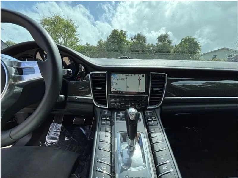 2014 Porsche 970 Panamera - Image 11 of 20