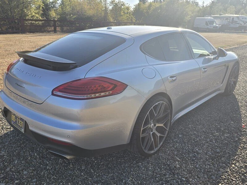2014 Porsche 970 Panamera - Image 8 of 19