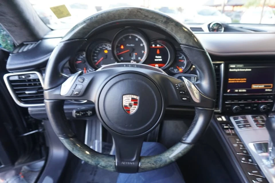 2014 Porsche 970 Panamera - Image 19 of 20