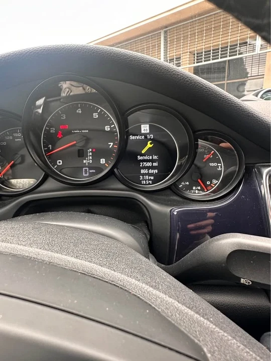 2014 Porsche 970 Panamera - Image 10 of 14