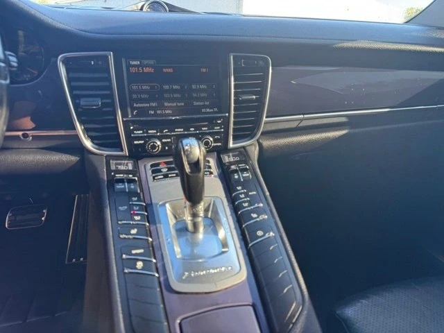 2014 Porsche 970 Panamera - Image 9 of 20