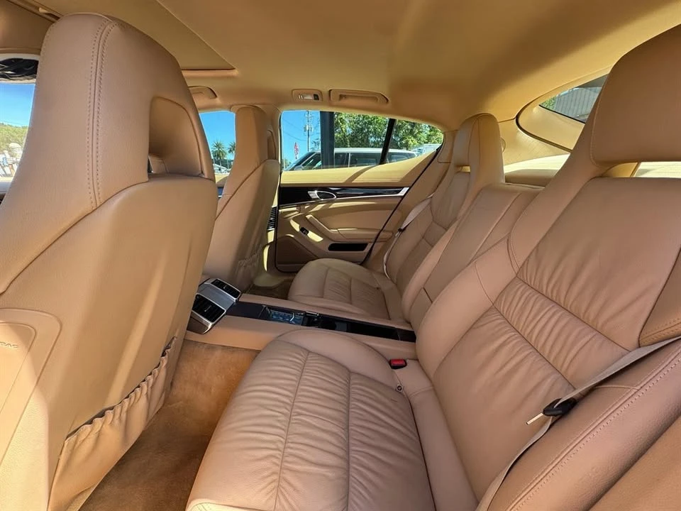 2014 Porsche 970 Panamera - Image 12 of 13