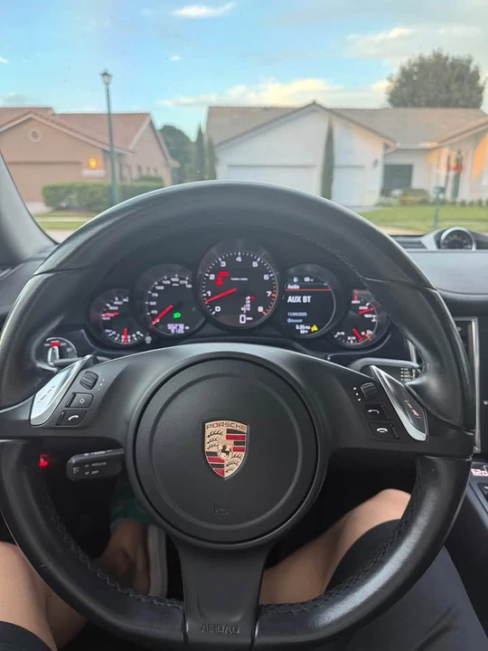 2014 Porsche 970 Panamera - Image 7 of 17