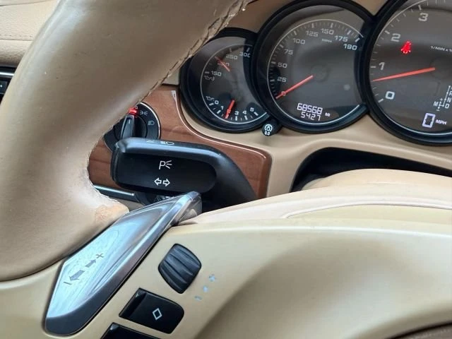 2014 Porsche 970 Panamera - Image 17 of 18
