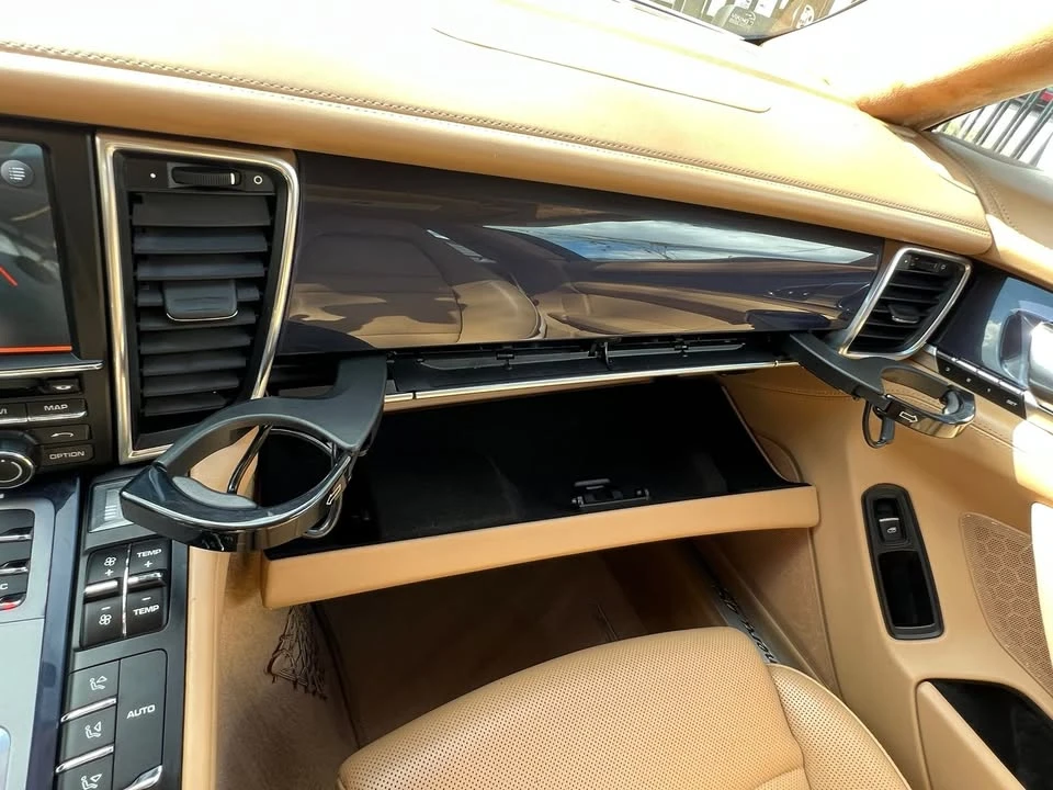 2014 Porsche 970 Panamera - Image 13 of 19