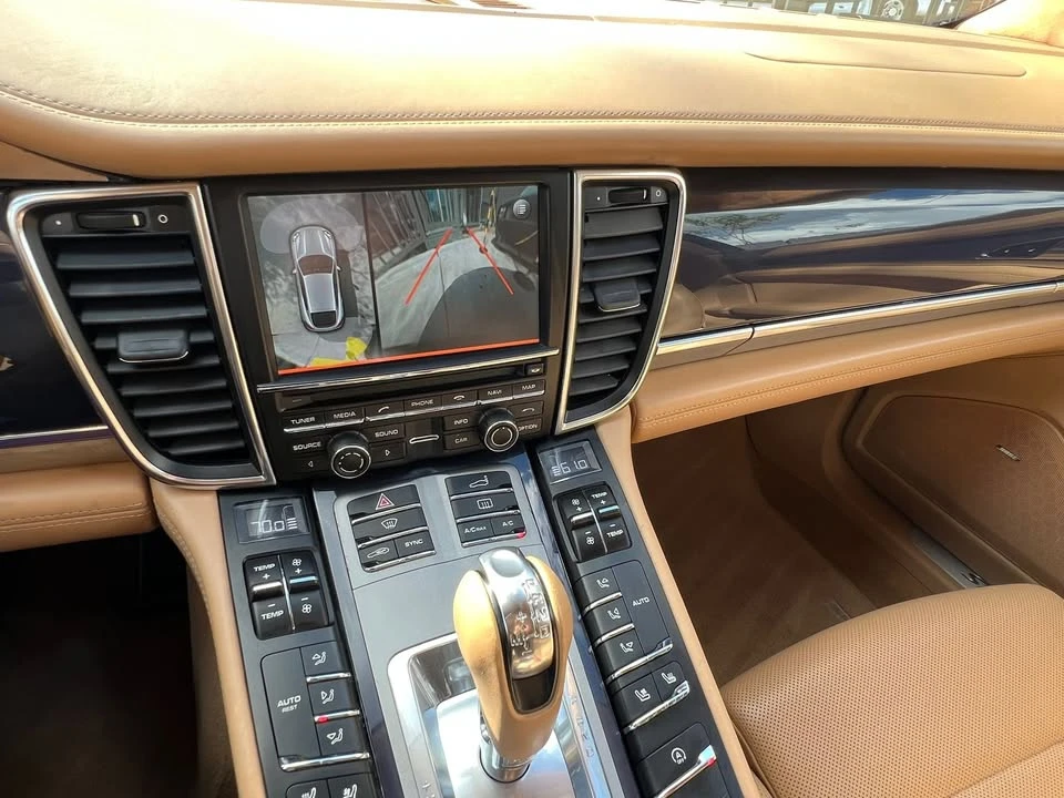 2014 Porsche 970 Panamera - Image 12 of 19