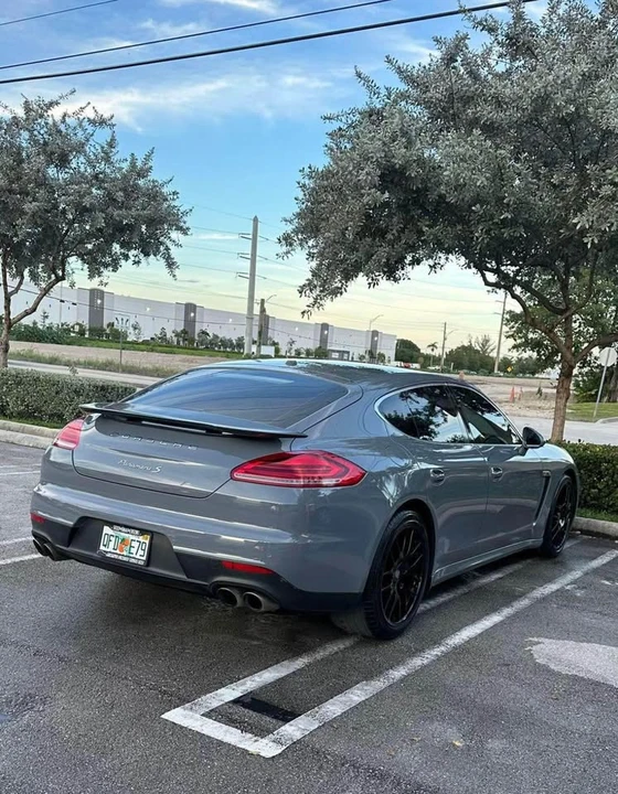 2014 Porsche 970 Panamera - Image 3 of 10