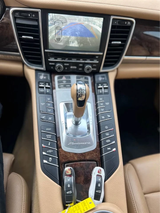 2014 Porsche 970 Panamera - Image 11 of 19