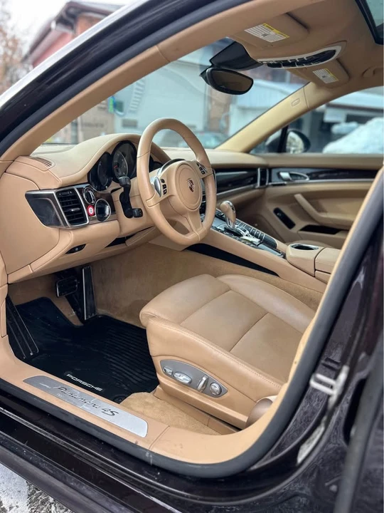 2014 Porsche 970 Panamera - Image 8 of 19