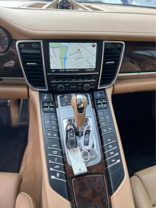 2014 Porsche 970 Panamera - Image 10 of 19