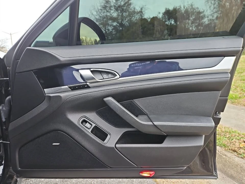 2014 Porsche 970 Panamera - Image 15 of 20