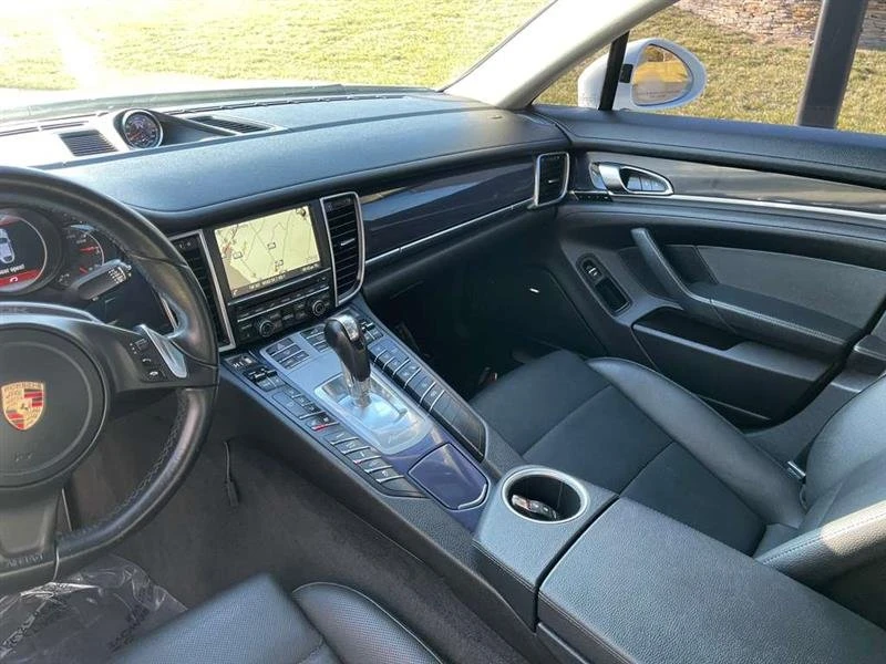 2014 Porsche 970 Panamera - Image 16 of 19