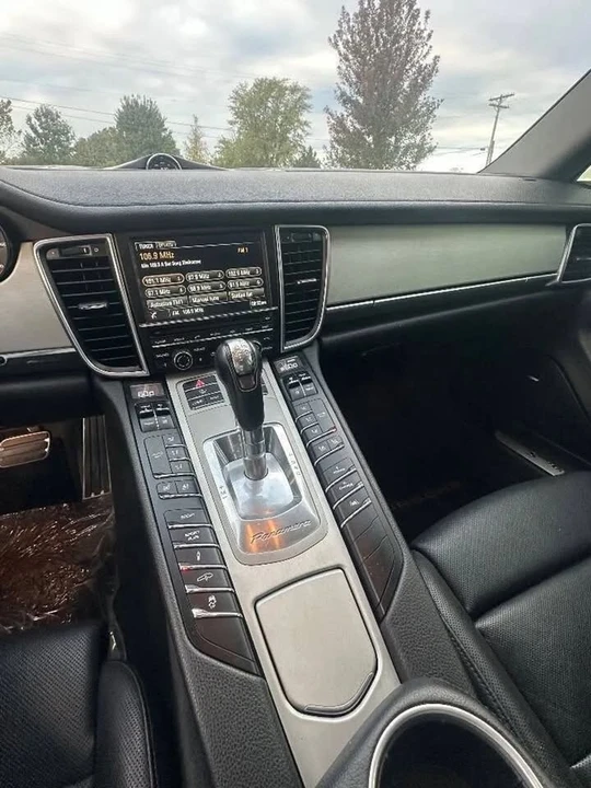 2014 Porsche 970 Panamera - Image 14 of 20