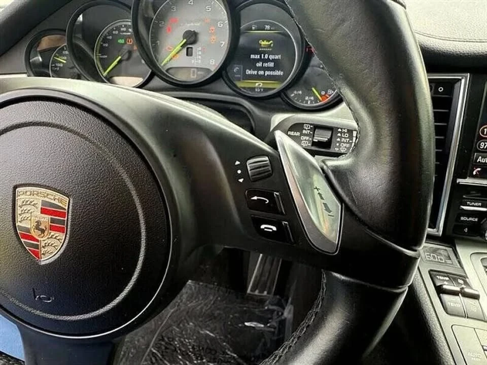 2014 Porsche 970 Panamera - Image 17 of 20