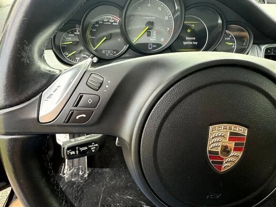 2014 Porsche 970 Panamera - Image 19 of 20