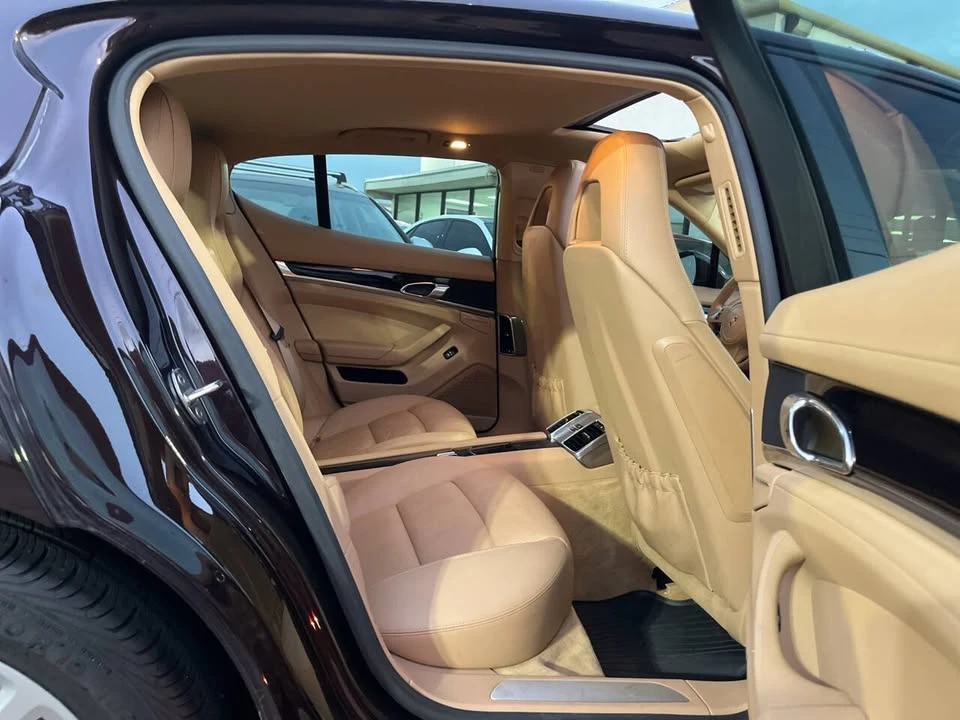 2014 Porsche 970 Panamera - Image 10 of 12