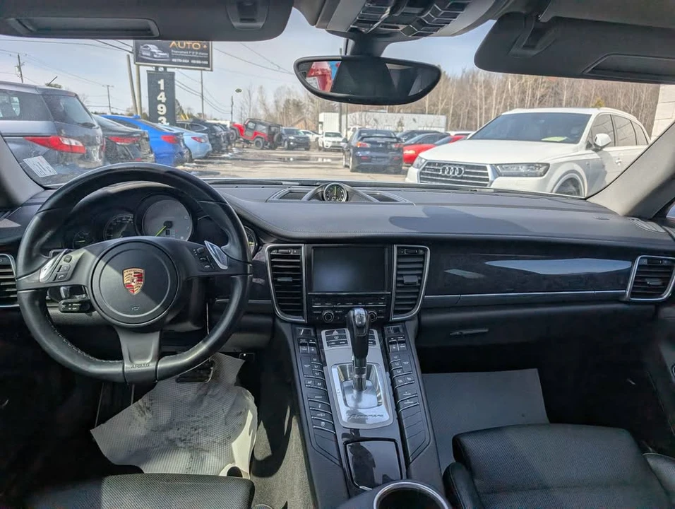 2014 Porsche 970 Panamera - Image 12 of 19