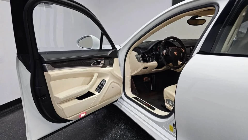 2014 Porsche 970 Panamera GTS - Image 15 of 20