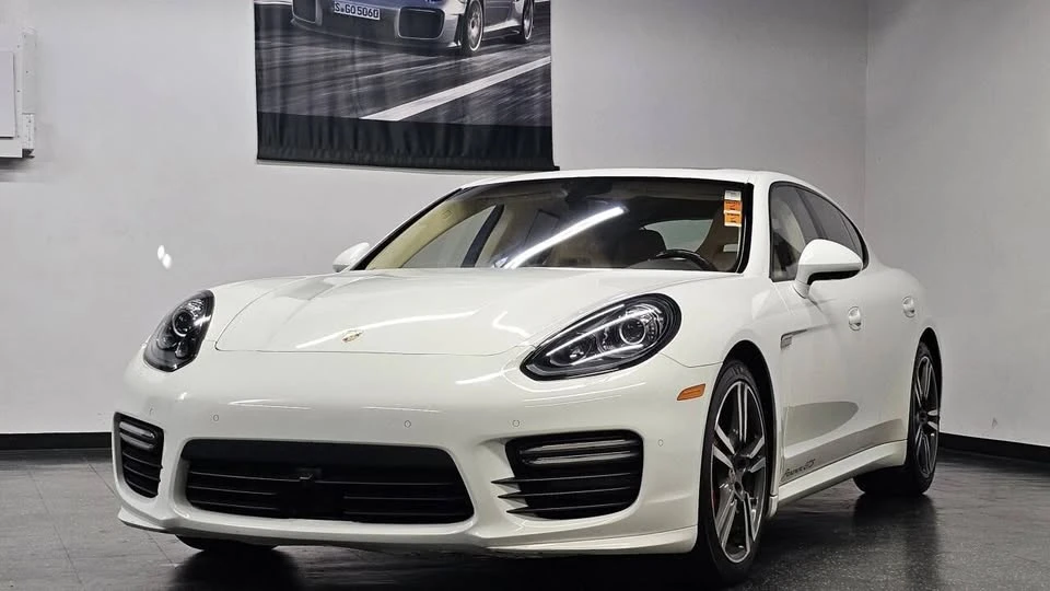 2014 Porsche 970 Panamera GTS - Image 4 of 20