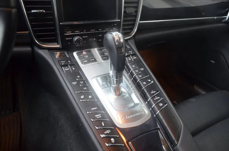 2014 Porsche 970 Panamera S - Image 8 of 16