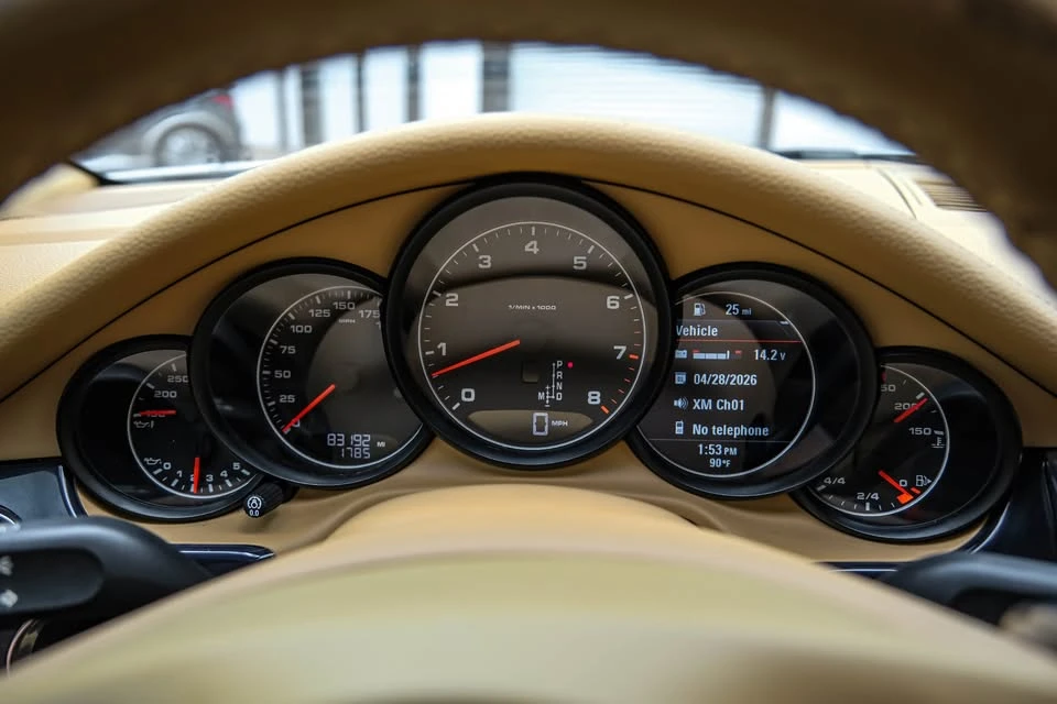 2014 Porsche 970 Panamera - Image 16 of 19