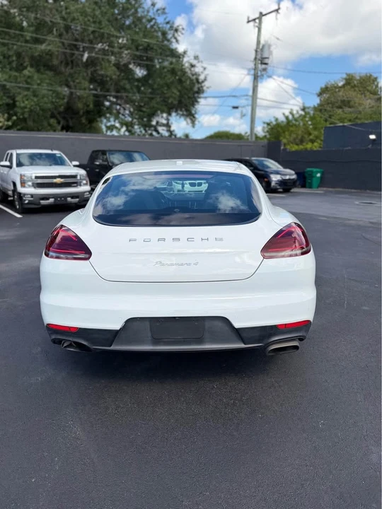 2014 Porsche 970 Panamera - Image 9 of 16