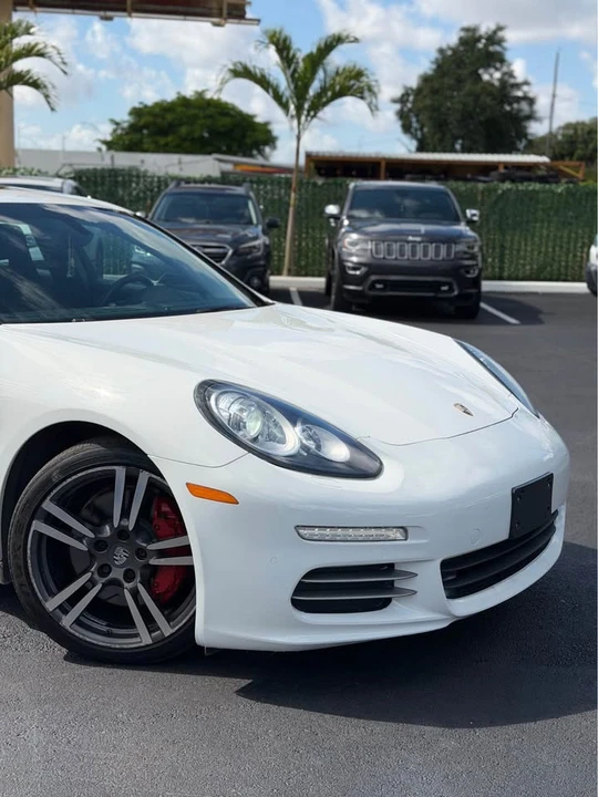 2014 Porsche 970 Panamera - Image 3 of 16