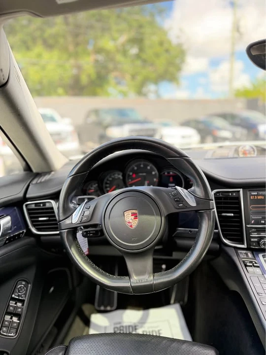 2014 Porsche 970 Panamera - Image 14 of 16