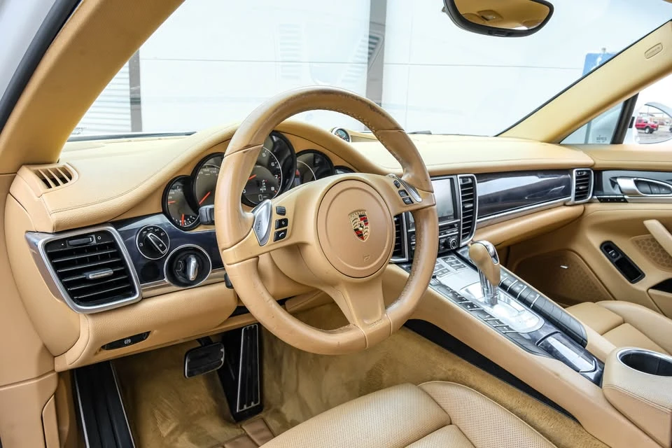 2014 Porsche 970 Panamera - Image 2 of 19