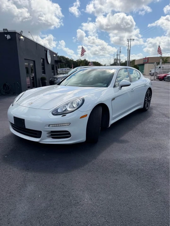 2014 Porsche 970 Panamera - Image 6 of 16