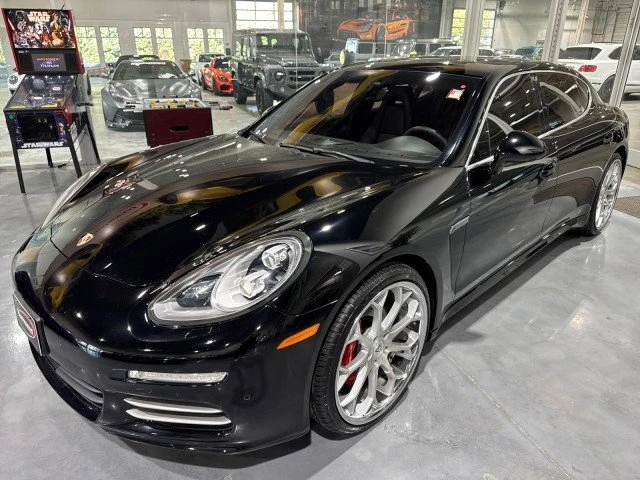 2014 Porsche 970 Panamera - Image 16 of 20