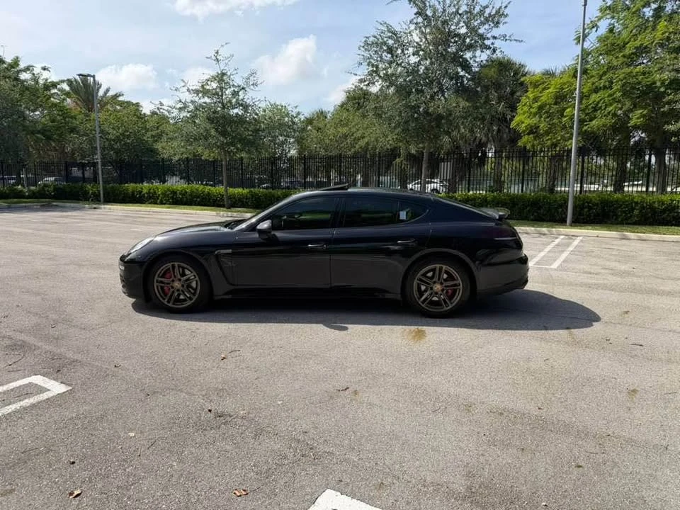 2014 Porsche 970 Panamera - Image 12 of 20