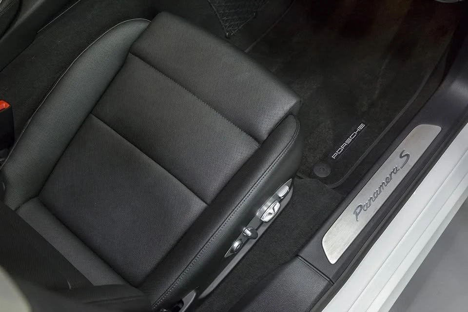 2014 Porsche 970 Panamera - Image 12 of 13