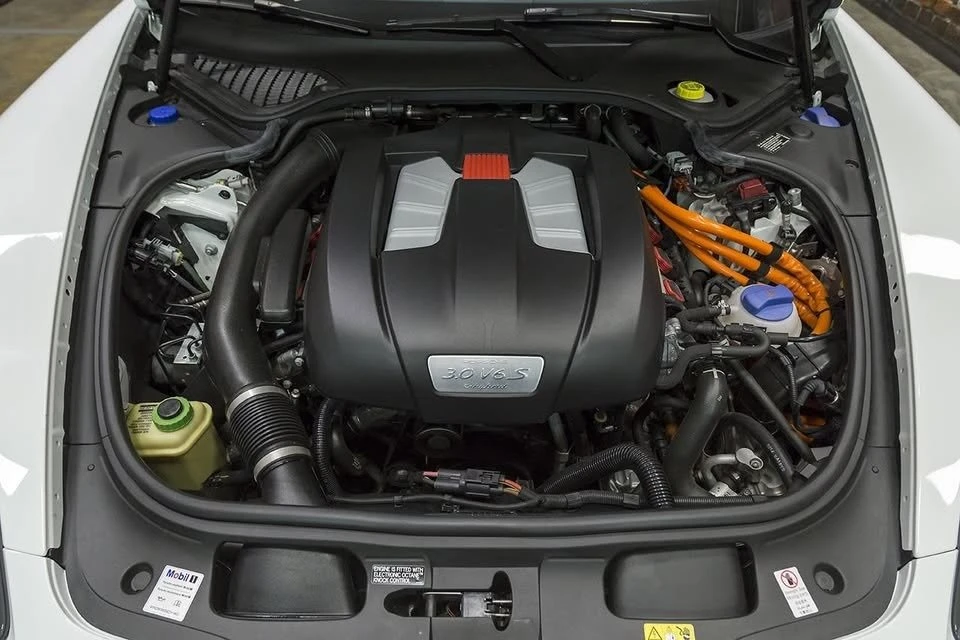 2014 Porsche 970 Panamera - Image 10 of 13
