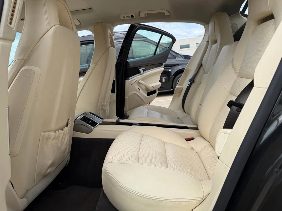 2014 Porsche 970 Panamera - Image 9 of 18