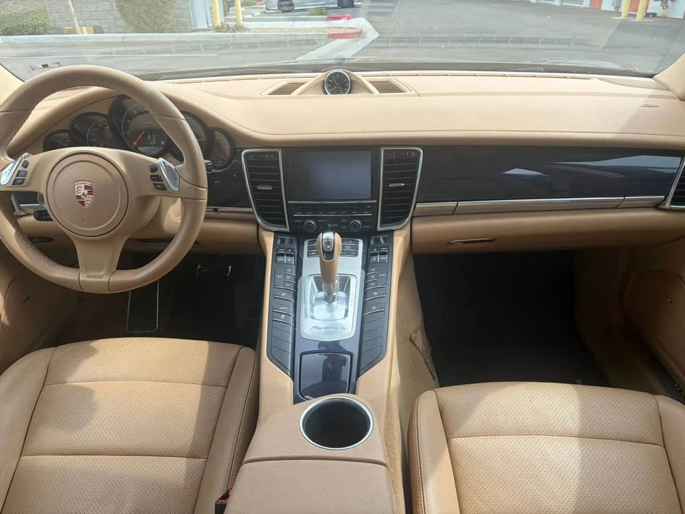 2014 Porsche 970 Panamera - Image 8 of 9